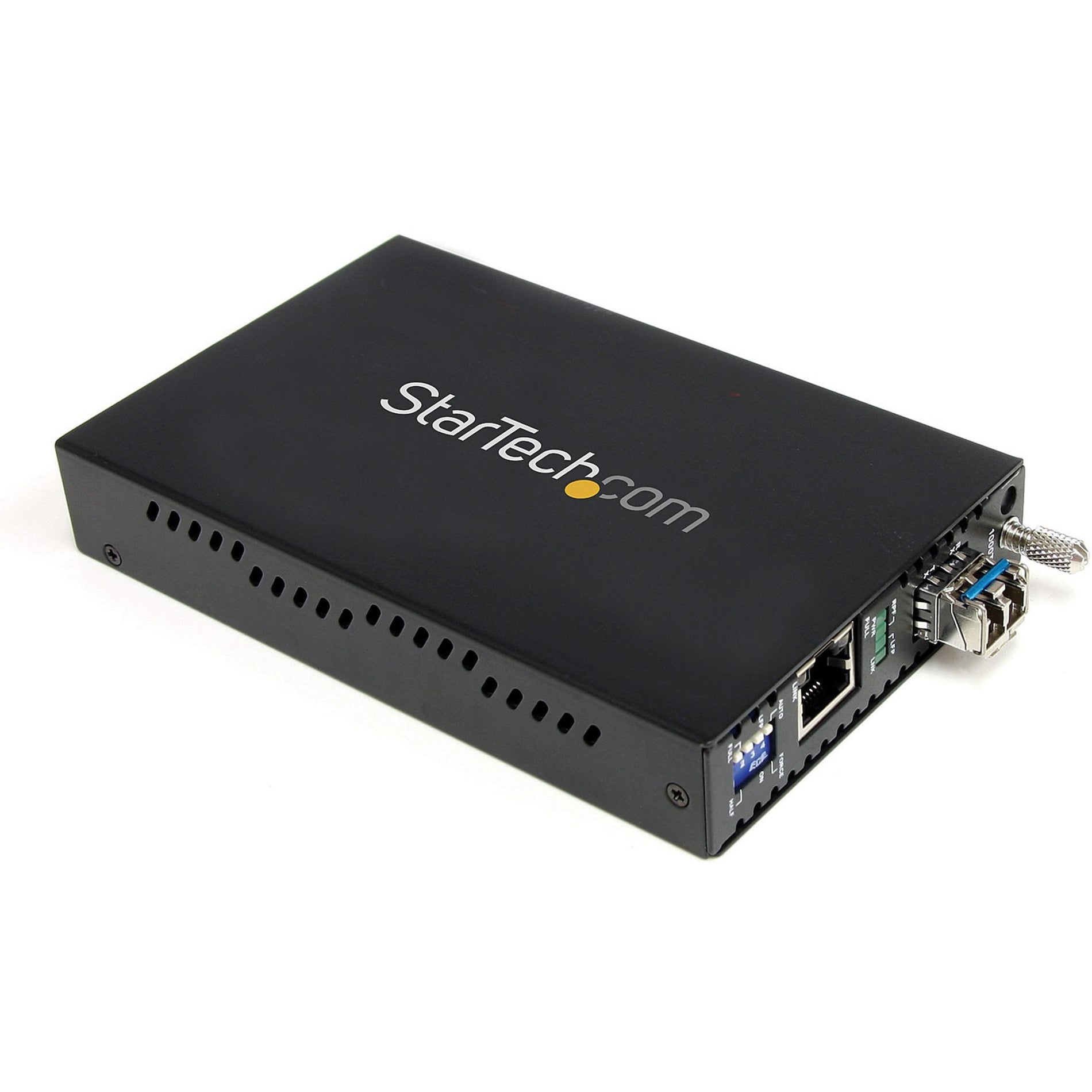 StarTech.com ET1000S40LC2 1000 Mbps Gigabit Single Mode Fiber Media Converter LC 40 km, Reliable Network Connectivity Solution