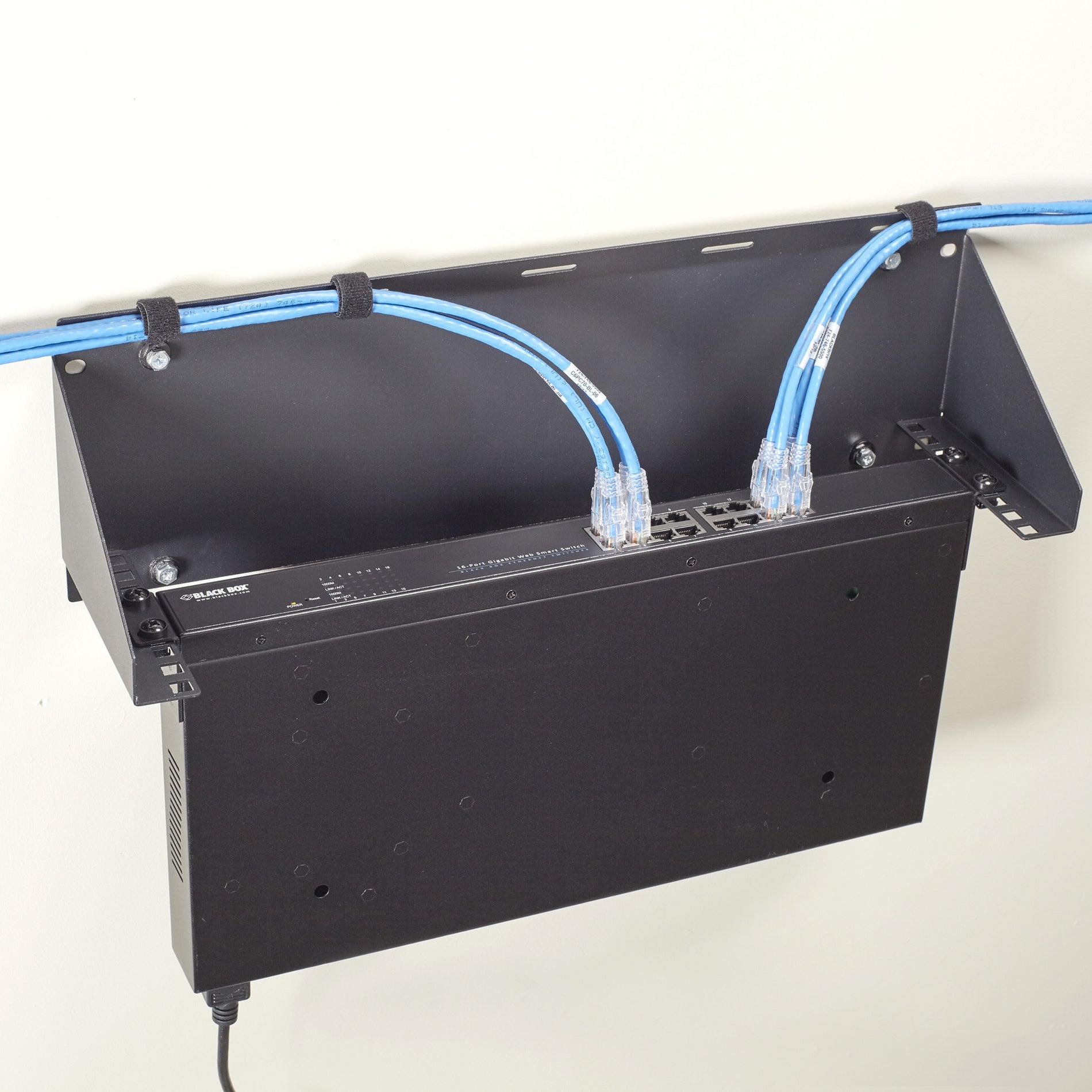 Black Box RMT048-R2 Flushmount Wall Bracket - 3U, 100-lb Capacity, Black Powder Coat