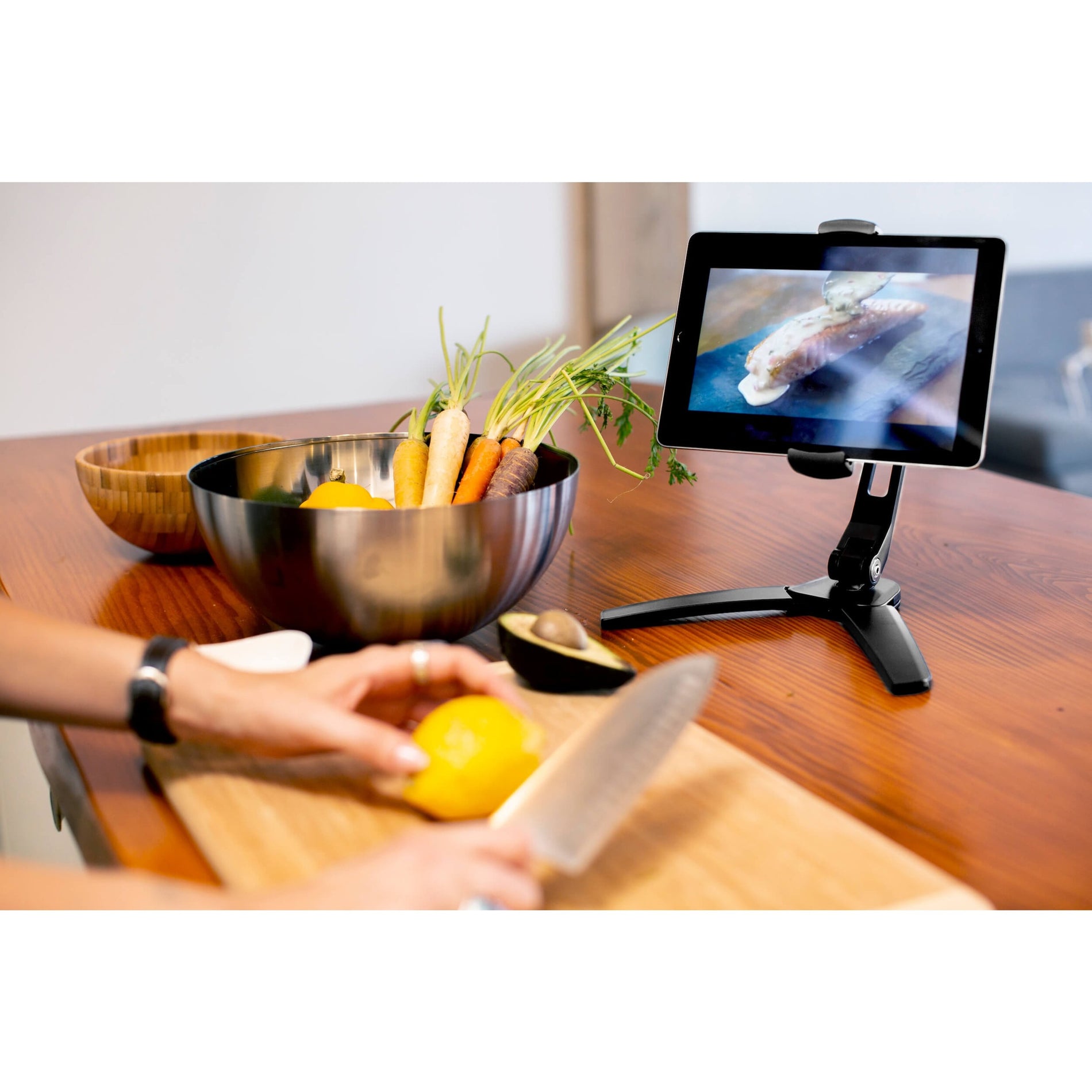 Kanto Phone & Tablet Stand - Aluminum - Black [Discontinued]