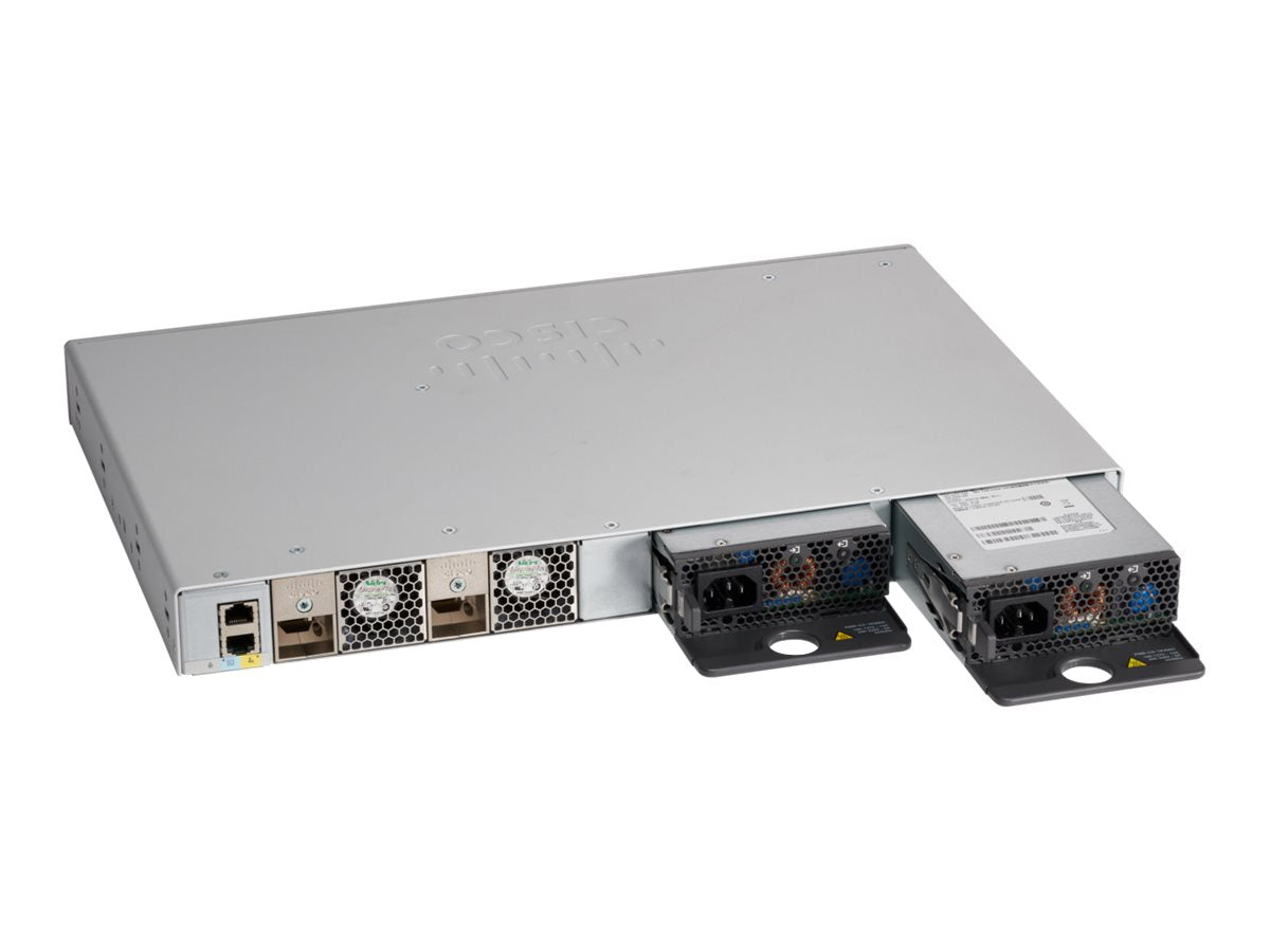 Cisco 2500 SERIES 3台 & Catalyst 2900 1台 Cisco 2500 SERIES 3台 & Catalyst 2900 1台 Cisco 2500 SERIES