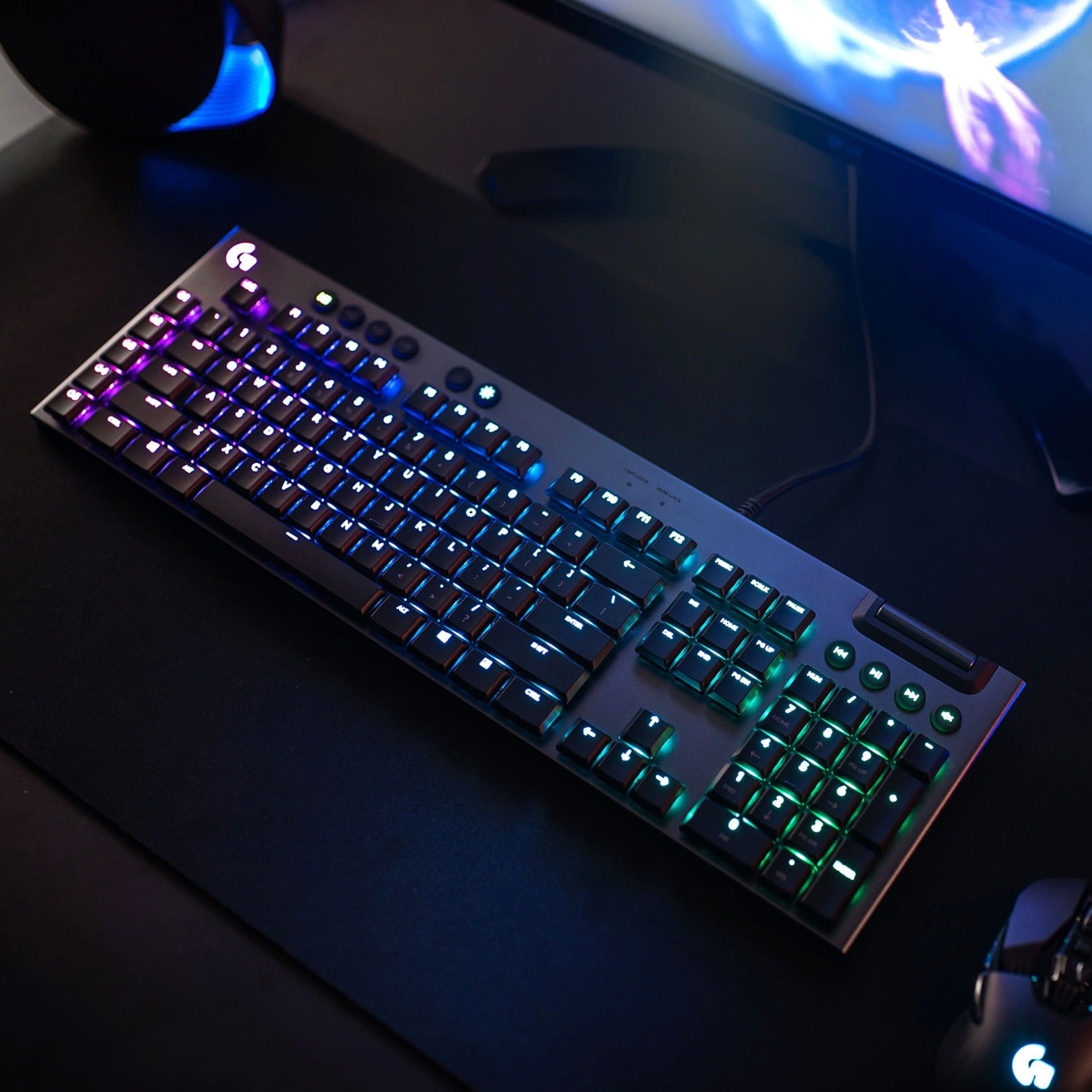 Logitech G815 Gaming Keyboard, Mechanical RGB Lightsync, Low
