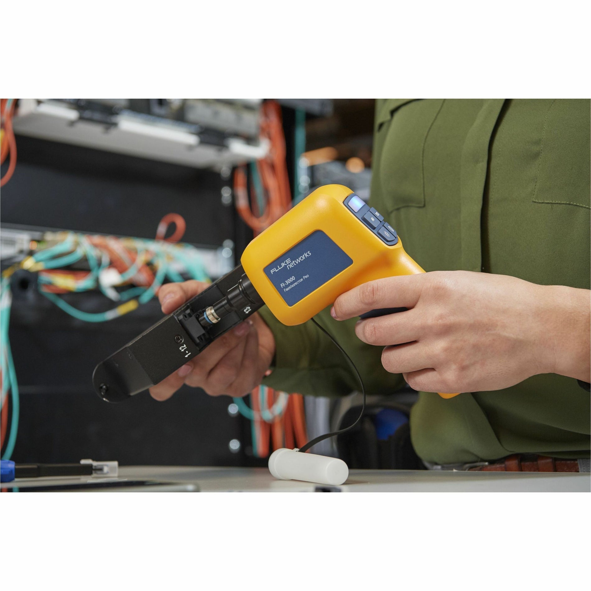 Fluke Networks FI2-7300 FiberInspector Pro Cable Analyzer, Fiber Optic and Twisted Pair Testing, USB and Wireless LAN