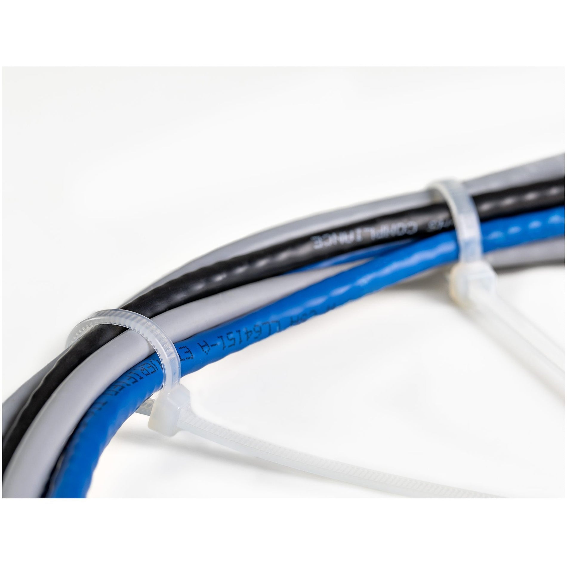StarTech.com CBMZT8NK 1000 Pack 8" Cable Ties - White Nylon Zip Tie Wraps, UL TAA