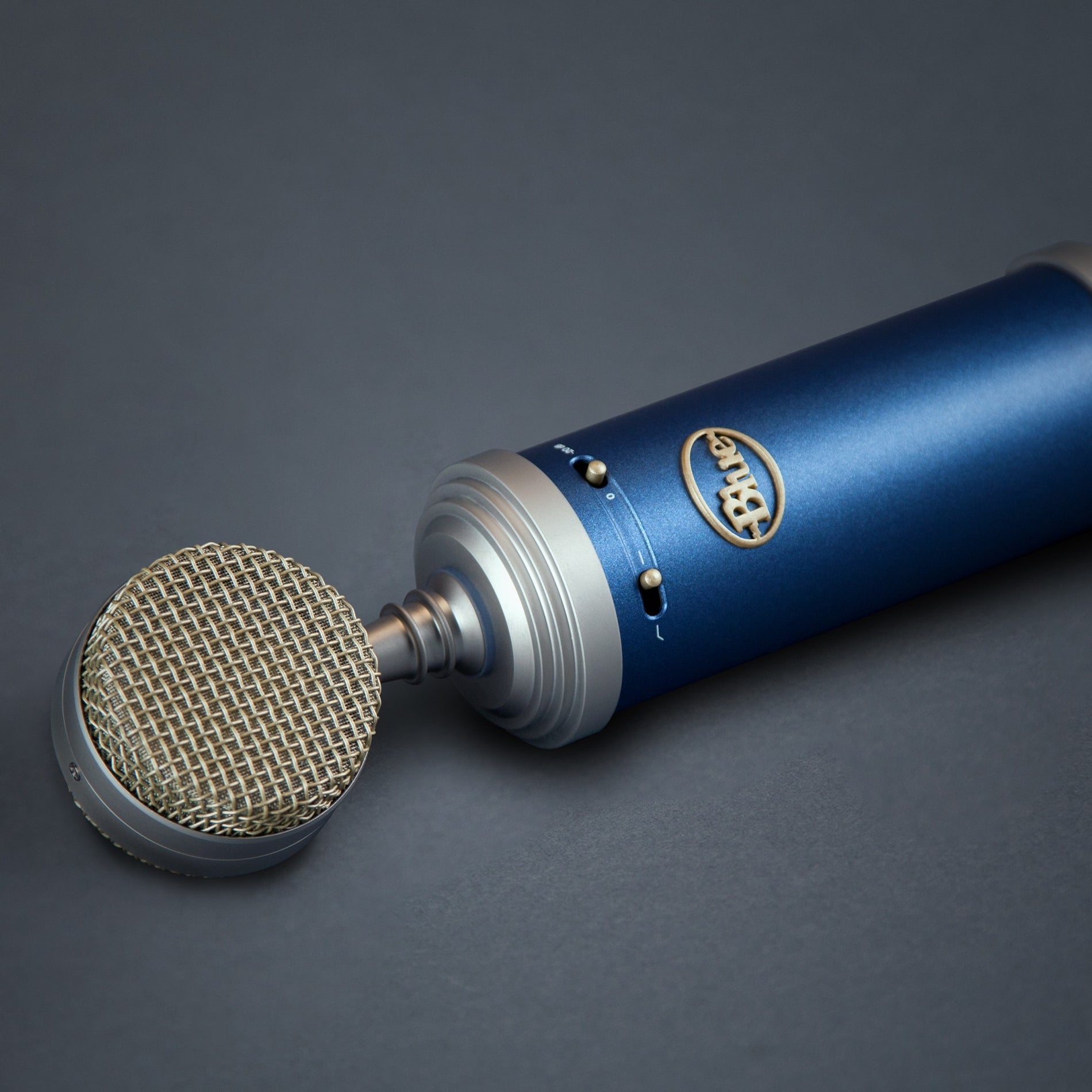 Logitech 988-000004 Bluebird SL Microphone, USB Wired, Cardioid Polar Pattern, Condenser Technology