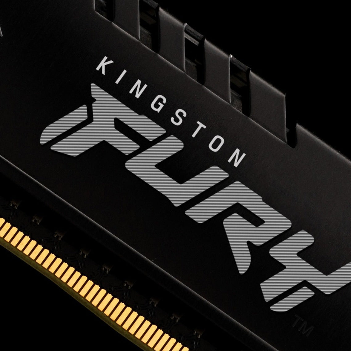 Detailed view of Kingston FURY logo on DDR4 RAM module-alternate-image6
