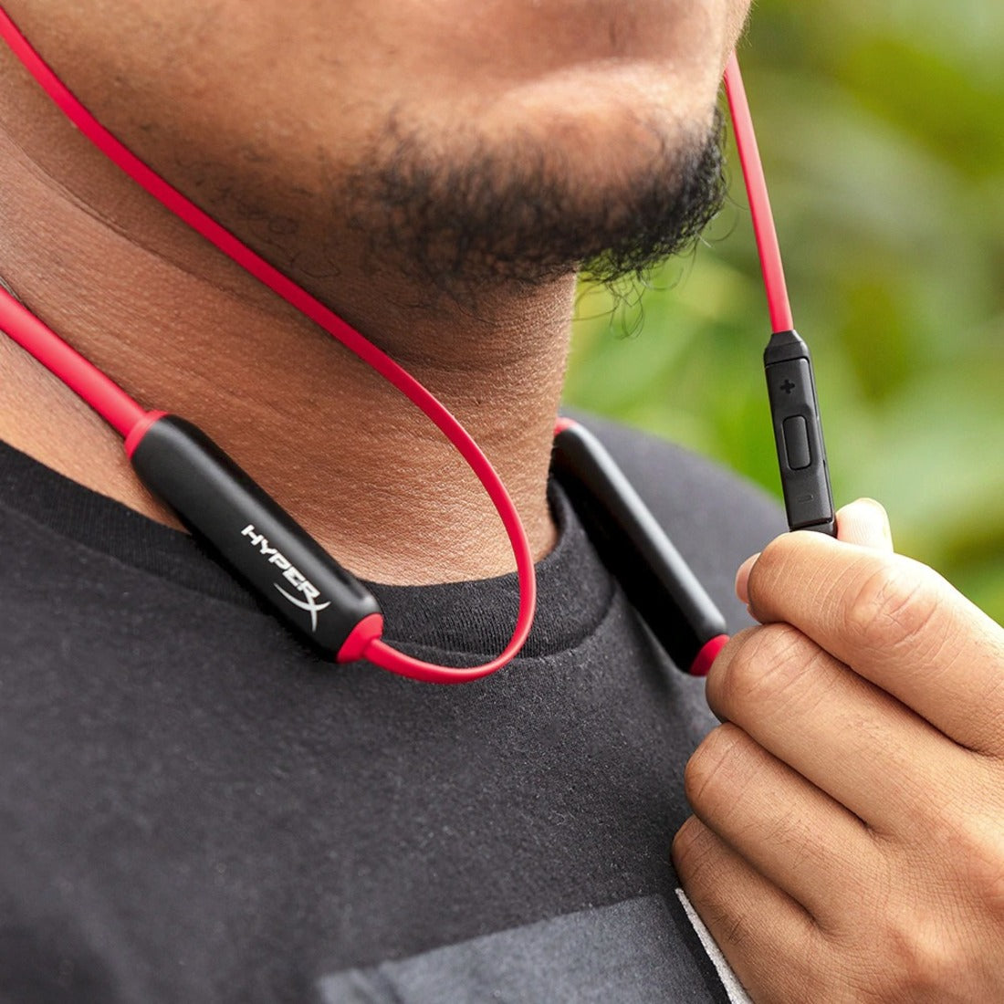 HyperX 4P5H7AA Cloud Buds Wireless Headphones (Red-Black), Lightweight, Rechargeable Battery, Comfortable