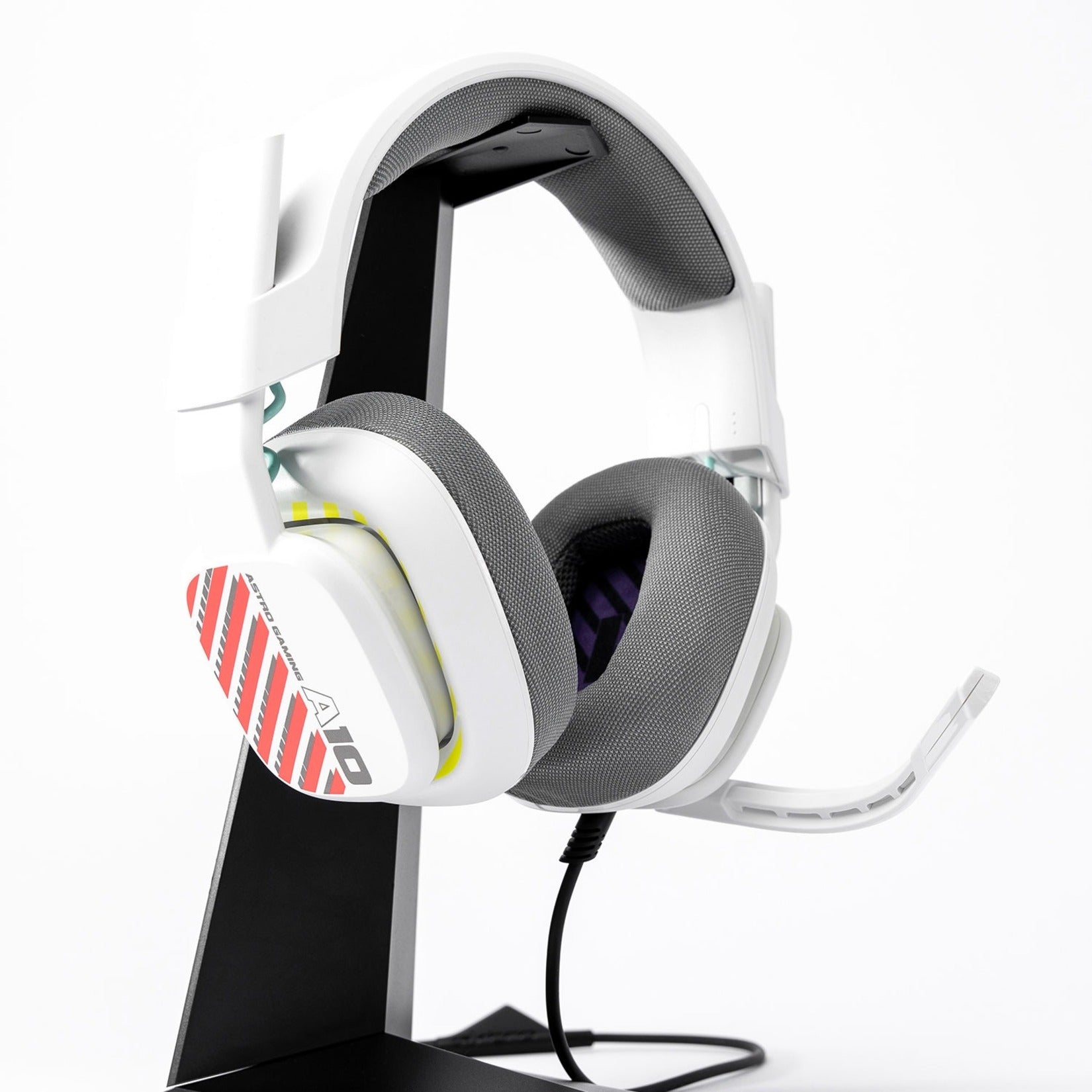 Astro 939-002062 A10 Headset Playstation - White, 2 Year Warranty, Uni-directional Microphone