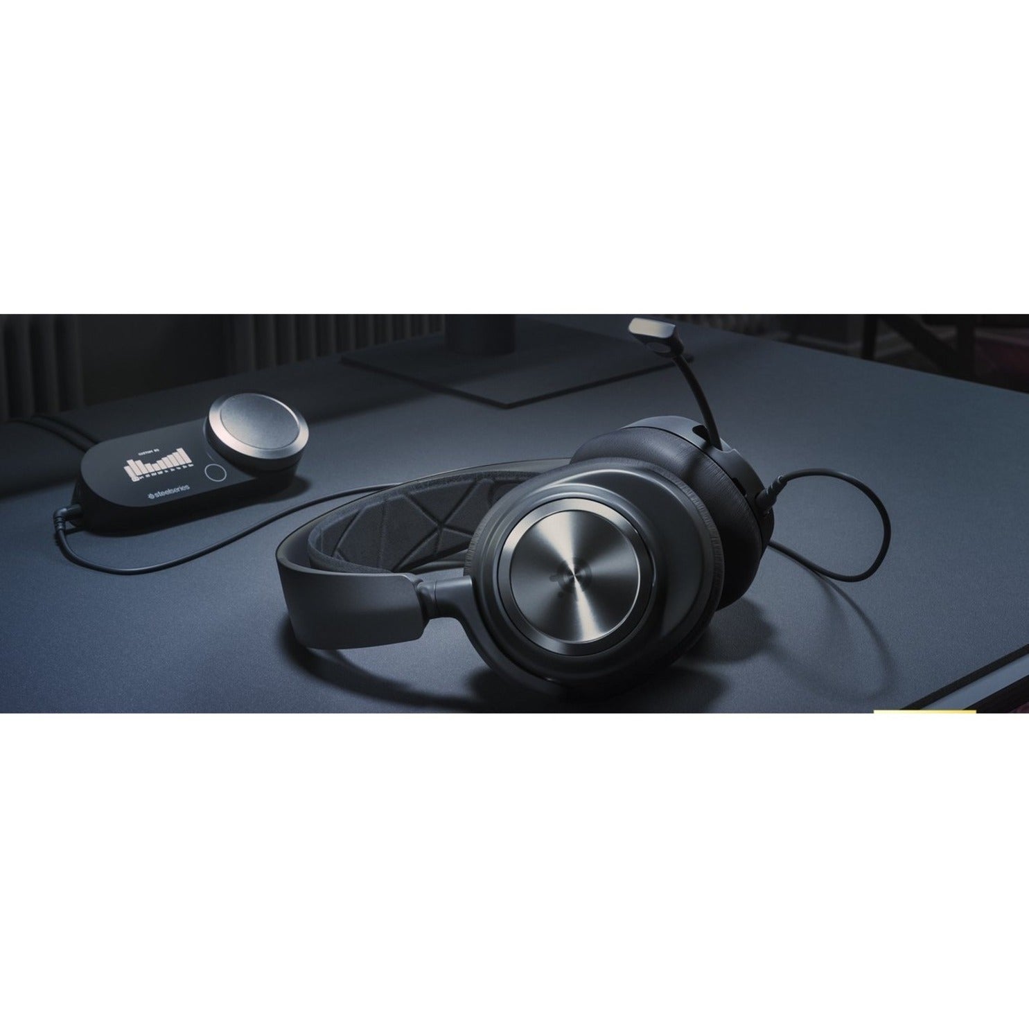 SteelSeries 61527 ARCTIS NOVA PRO Gaming Headset, Rotating Ear Cup, Noise Cancelling