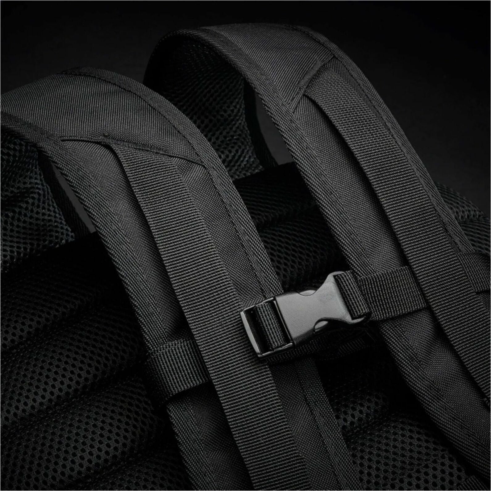 CODi FER706-4 Ferretti Pro Sport Pack 15.6" Laptop Backpack, Black, Zipper, Adjustable Strap, Laptop and Tablet Compartment